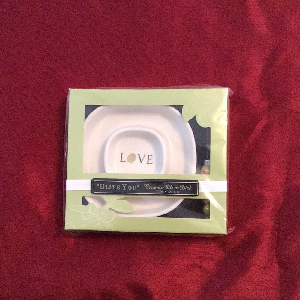 (5) Olive you trays and spreaders. Great as favors! - Picture 2 of 5